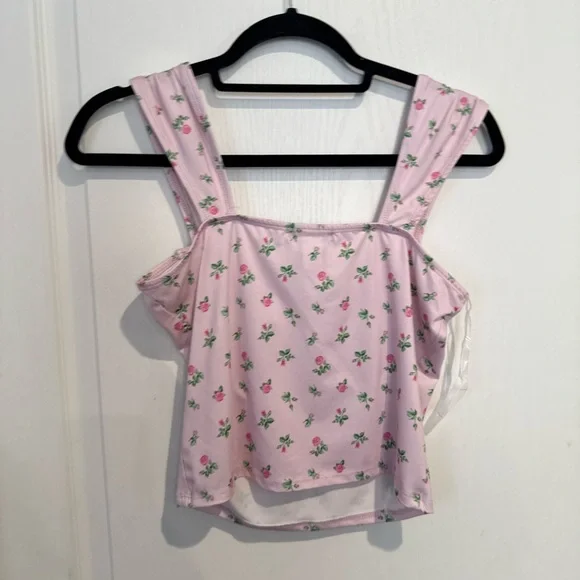 Hot Topic Light Pink Rose Print Crop Top - Picture 3 of 3